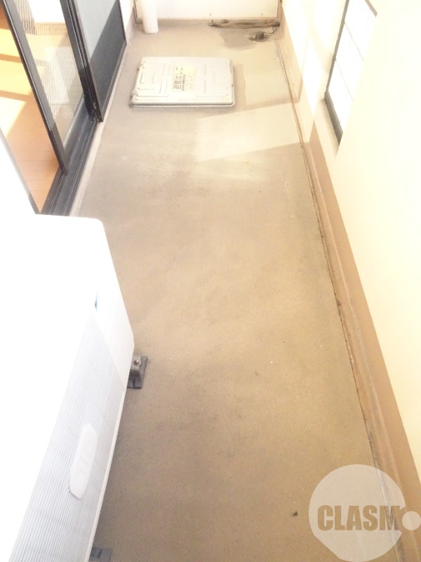 バルコニー　南向きだからお洗濯物も乾きやすい♪