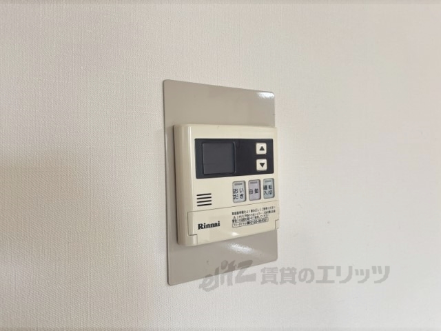 その他設備　給湯器リモコン