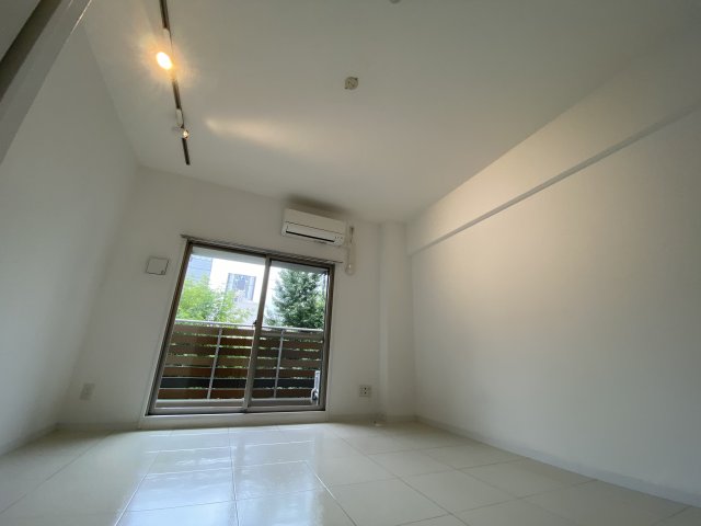 居室・リビング　アプリーレ京町堀　洋室