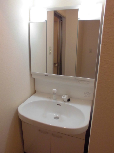 洗面設備　同タイプの他のお部屋