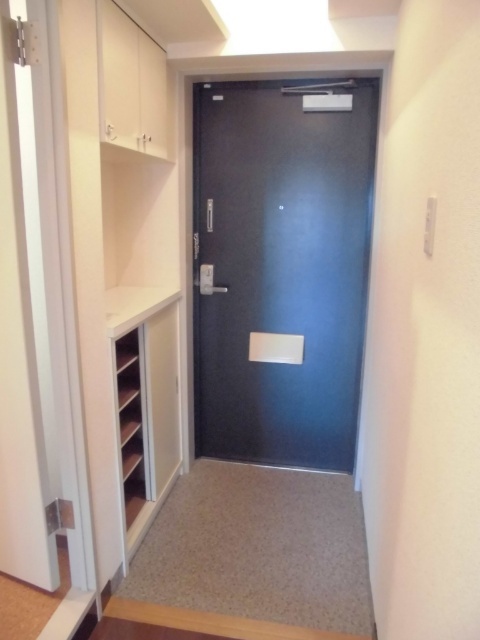 玄関　同タイプの他のお部屋