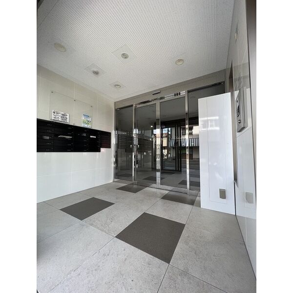 エントランス　Felice　Storia