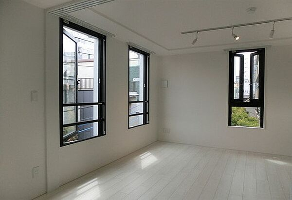 居室・リビング　別部屋参考写真