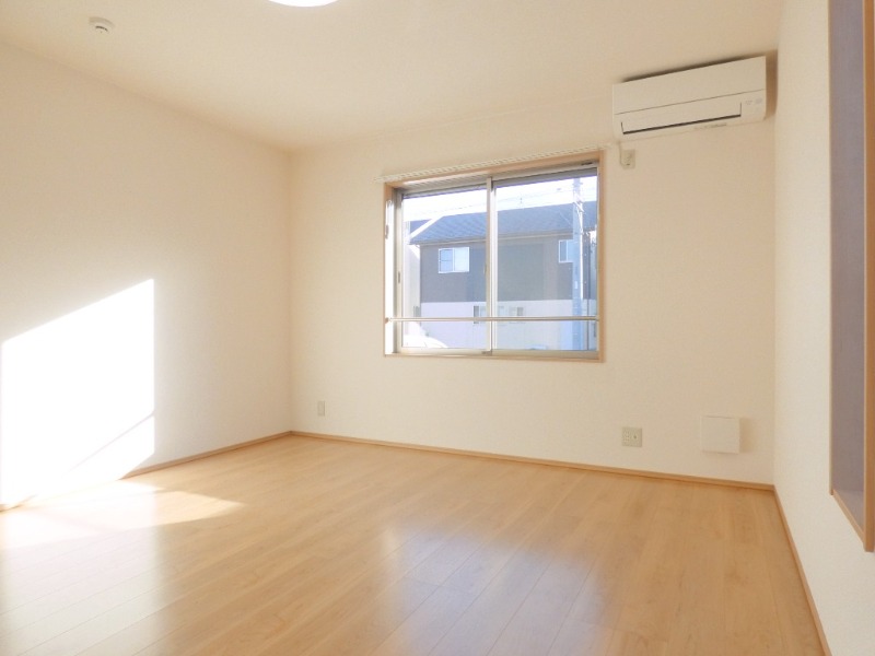 居室・リビング　図面と現状に相違がある場合には現状を優先