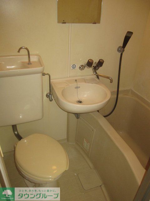 バス・シャワールーム