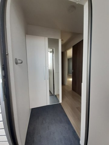 玄関　落ち着いた玄関です