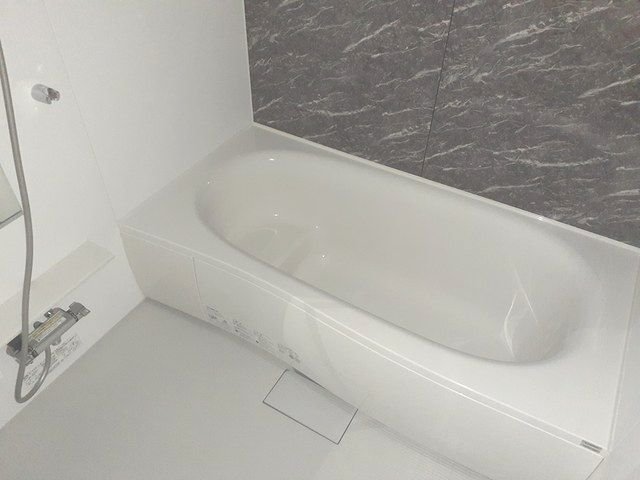 バス・シャワールーム　お風呂で日々の疲れを落としましょう