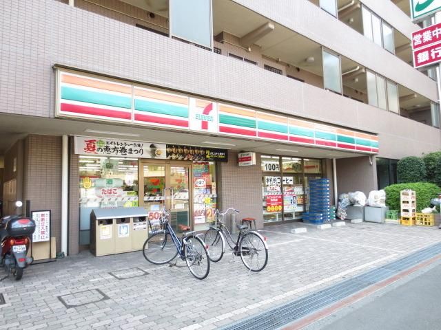 コンビニ　セブン（コンビニ）まで120m