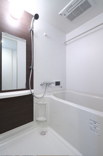 バス・シャワールーム　★浴室乾燥