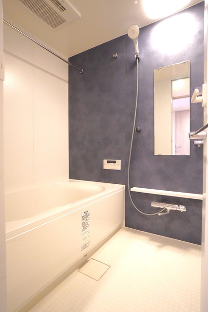 バス・シャワールーム　※写真は同タイプ住戸です。