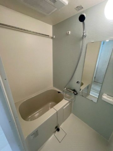 バス・シャワールーム　☆ゆったりくつろげるお風呂☆