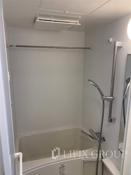 バス・シャワールーム　風呂