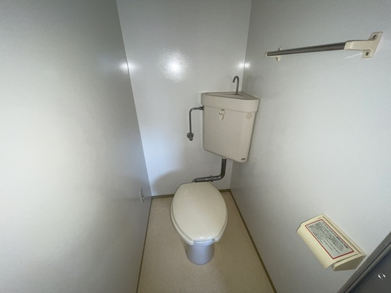 トイレ　※別部屋の写真です