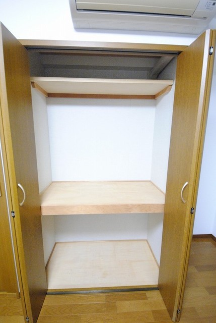 収納　写真は２０１号室