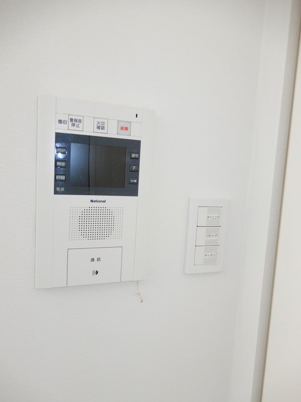 セキュリティ　モニタ付インターホン