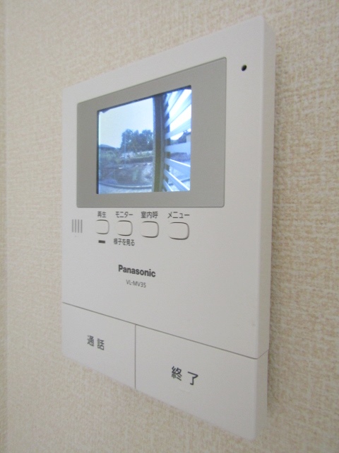 セキュリティ　別室参考　モニター付きインターホン