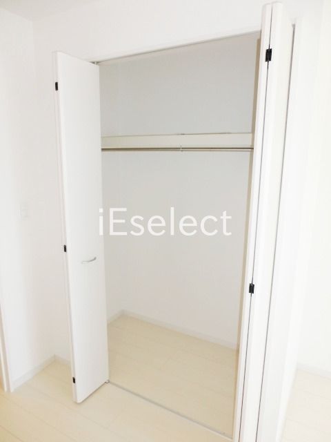 収納　クローゼット付き。