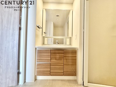 洗面設備　独立洗面化粧台付きでおすすめです！