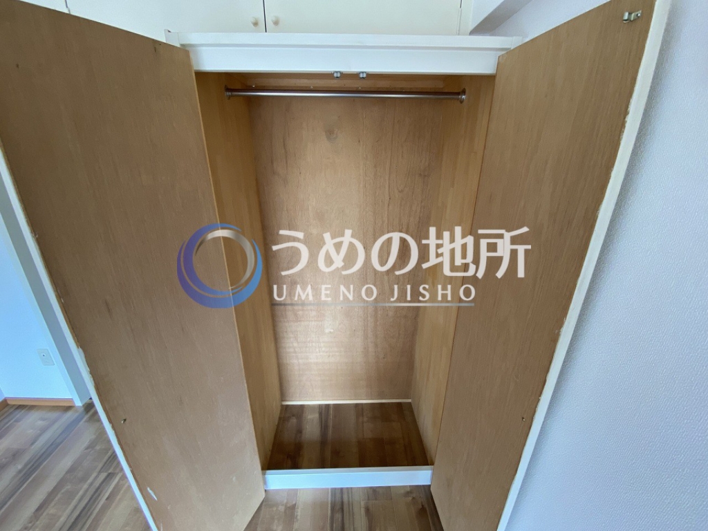 収納　洋室収納1