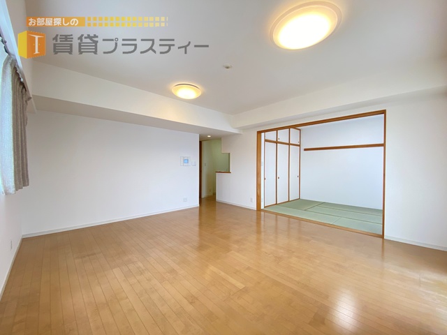 居室・リビング　１８帖はかなり広々しています。