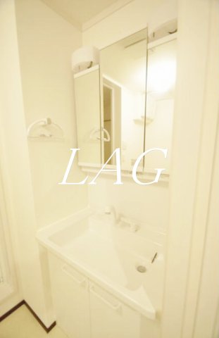 洗面設備　独立洗面台です。