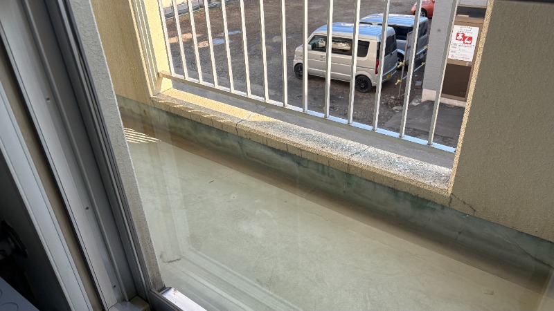 バルコニー　広々バルコニー