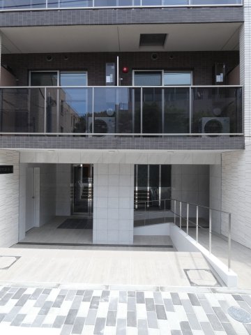 エントランス　エントランス