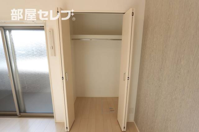 収納　同型モデル