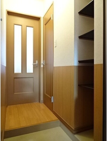 玄関　広々とした玄関です！