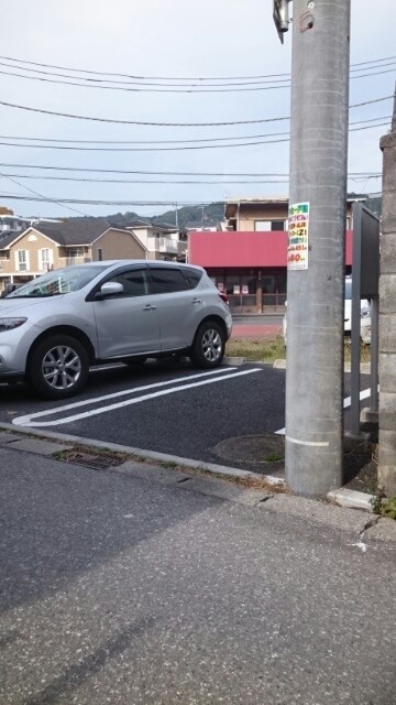 駐車場　敷地内駐車場がございます。