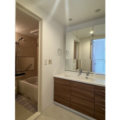 洗面設備　別部屋参考写真