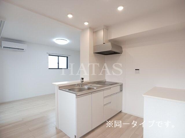 キッチン　同型タイプの写真です