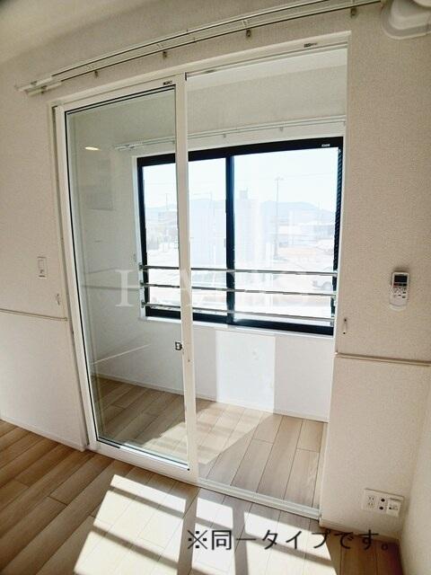 バルコニー　同型タイプの写真です