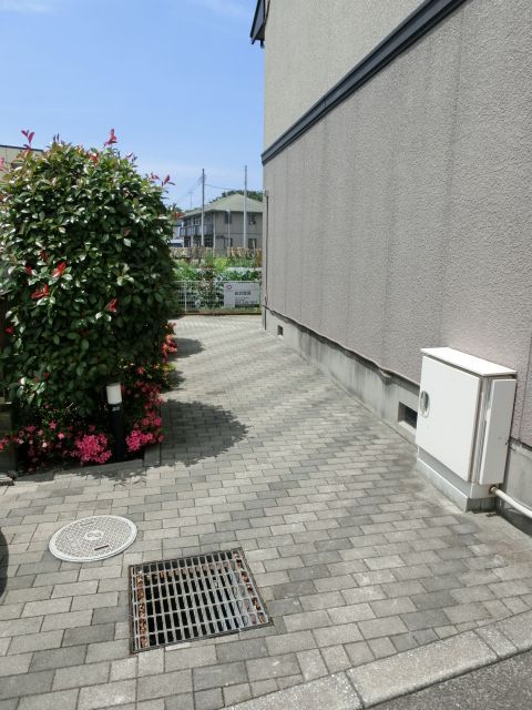 エントランス　エントランス