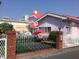 幼稚園・保育園　えのき保育園（幼稚園・保育園）まで360m