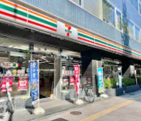 コンビニ　セブンイレブン台東駒形1丁目店（コンビニ）まで505m