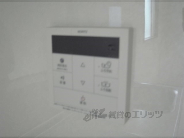 その他設備　給湯器リモコン