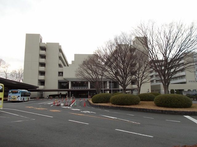 病院　県立総合病院（病院）まで1800m