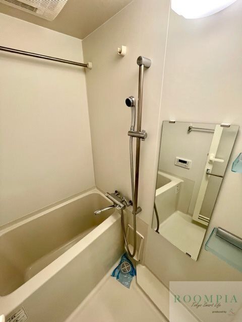 バス・シャワールーム　※リノベーション前の写真です。