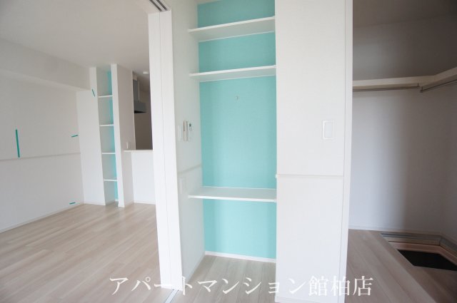 収納　同施工会社、同型タイプです