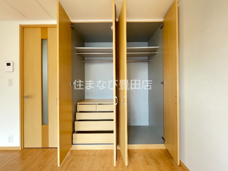 収納　同型タイプ