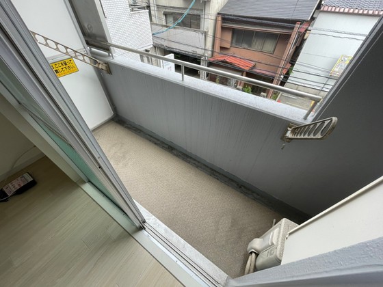 バルコニー　※別号室のお写真です。
