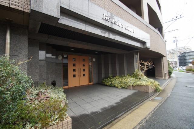 建物外観　外観は落ち着いています