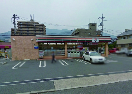 コンビニ　セブンイレブン（コンビニ）まで600m
