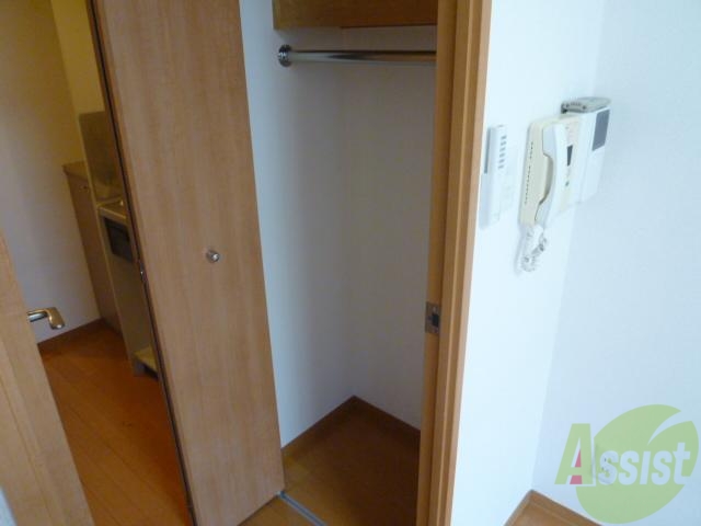 収納　お部屋を広く使える、頼もしい収納力が魅力です。