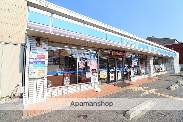 コンビニ　ローソン（コンビニ）まで414m