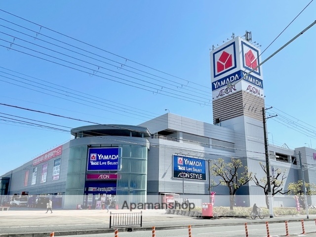 ショッピングセンター　ヤマダデンキTeccLIFESELECT尼崎店（ショッピングセンター）まで414m