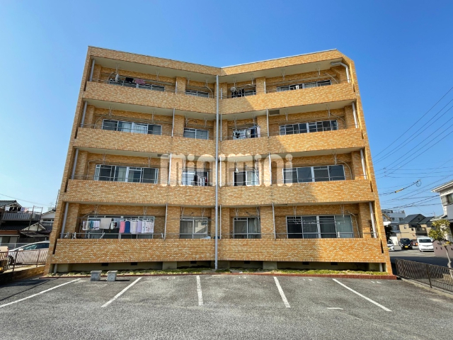 建物外観　ベランダ側外観