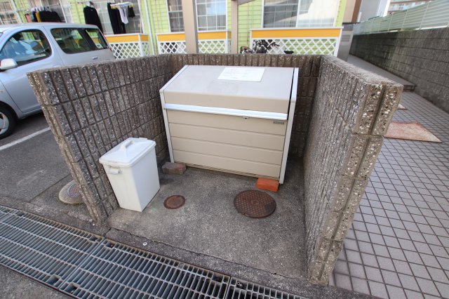 その他設備　敷地内ゴミ捨て場