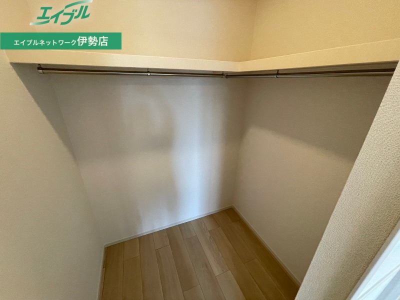 収納　別部屋参考写真です